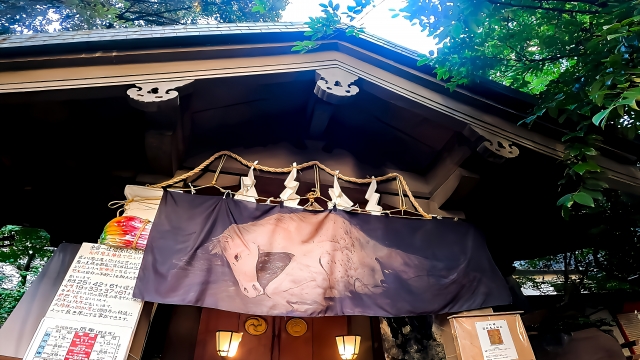 新宿・稲荷鬼王神社のご利益がすごい！アクセスや口コミも紹介♪