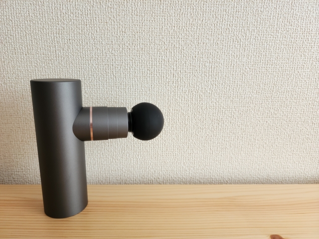 マッサージガンで筋肉が液状化するって本当？噂の真相と正しい使い方を徹底解説